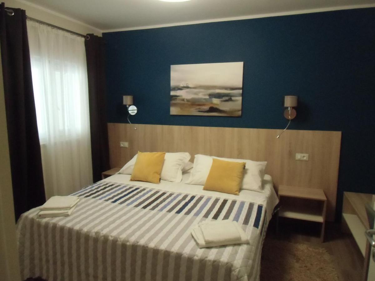 Apartments Romano Ровин Екстериор снимка