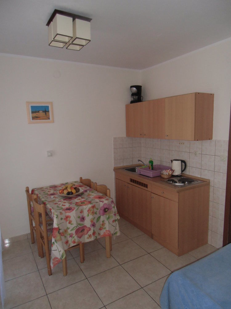 Apartments Romano Ровин Екстериор снимка